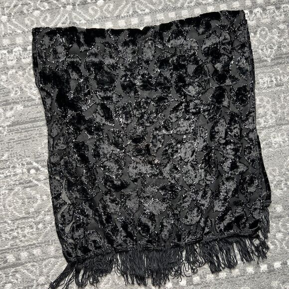 Black Velvet Burnout Floral Scarf Shawl Wrap Fringe Whimsigoth 19 x 76in - Picture 1 of 5
